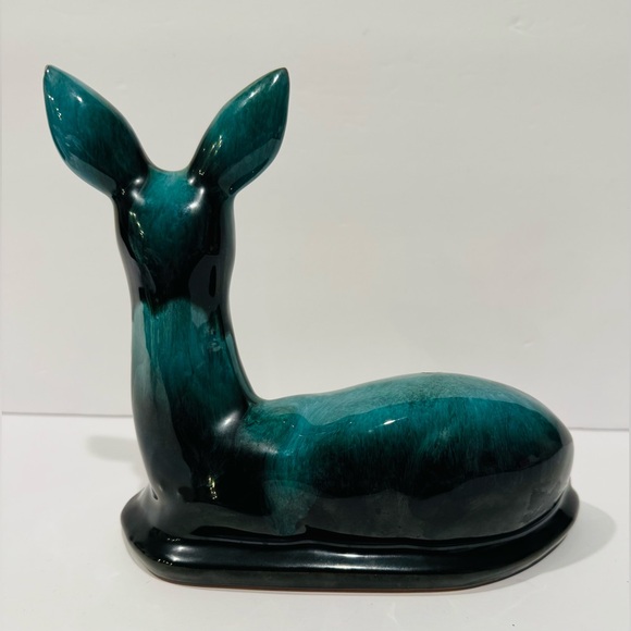 Vintage Blue Mountain Pottery Deer - Picture 5 of 11